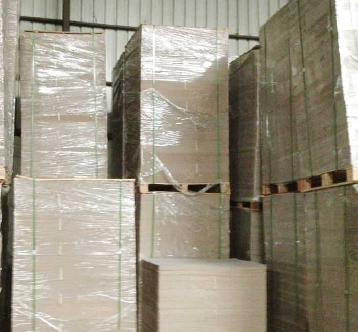 東莞灰板紙廠家怎么保存新聞紙？